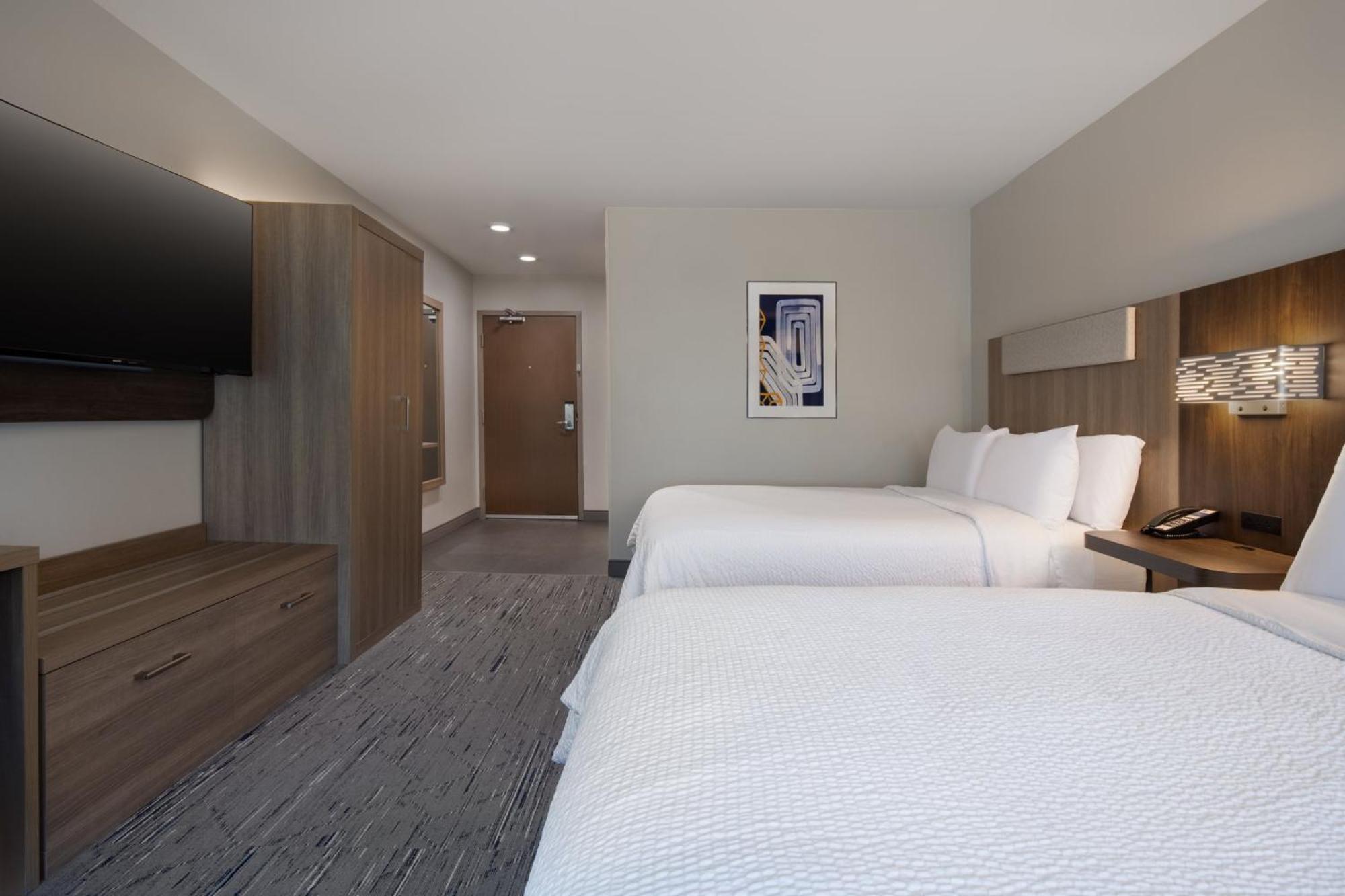 Holiday Inn Express & Suites Muskegon - Grand Haven By Ihg Ngoại thất bức ảnh