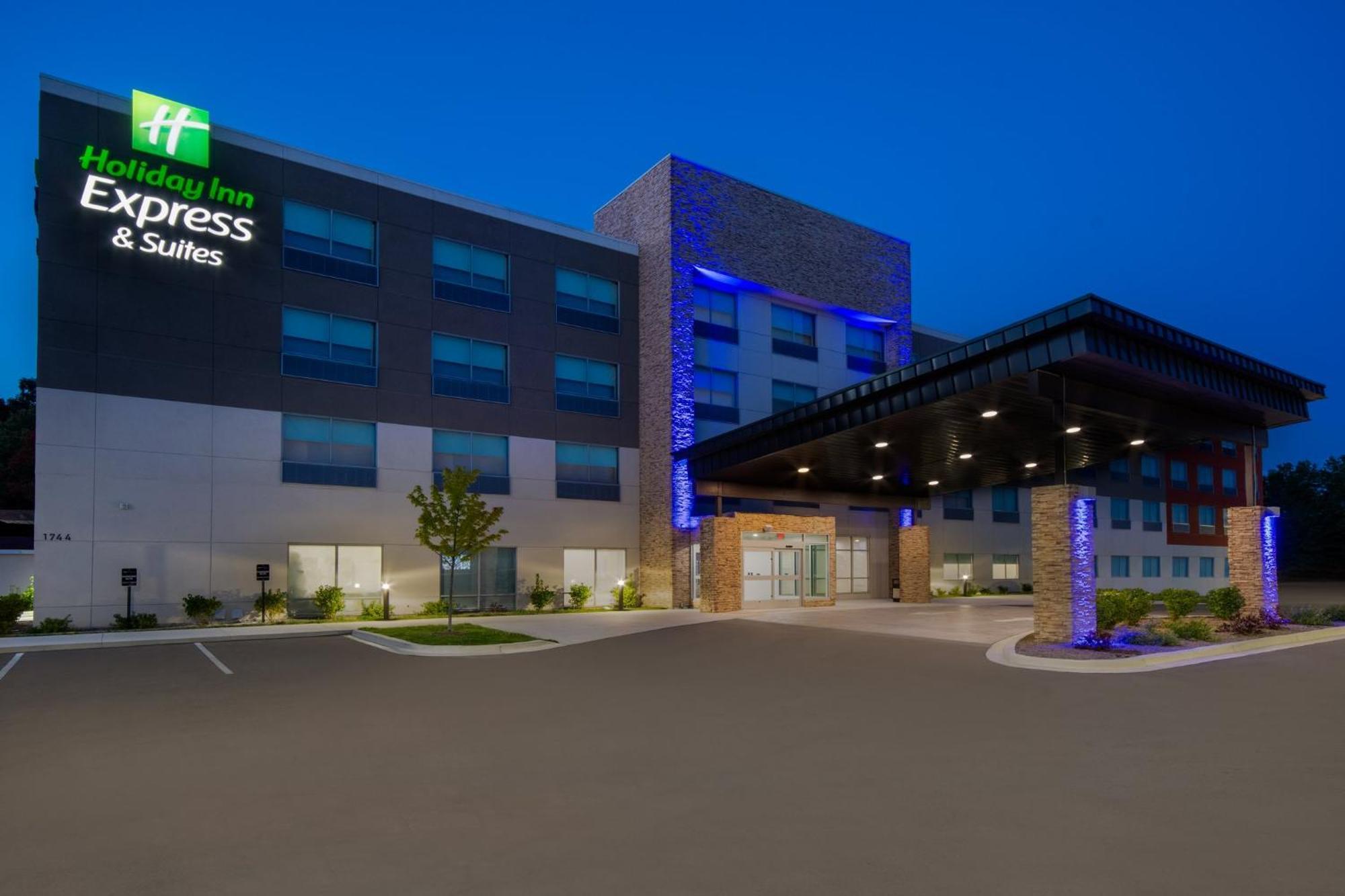 Holiday Inn Express & Suites Muskegon - Grand Haven By Ihg Ngoại thất bức ảnh